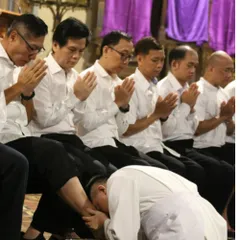 Pilar Iman (1): Tradisi Suci