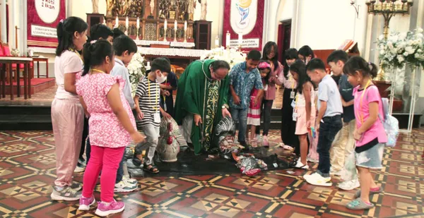 Misa Bersama Anak-Anak dan Peluncuran PPADR di Paroki Katedral: Langkah Menuju Gereja yang Aman