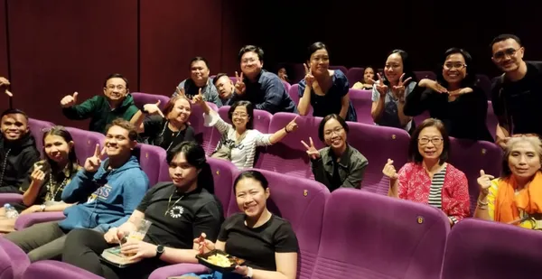 Nobar Film Kuasa Gelap
