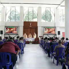 Nataru Bersama Para Imam & Karyawan Komplek KAJ : Menemukan Jati Diri dalam Pelayanan